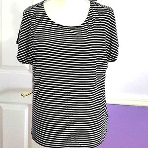 Tahari Black & White Striped Scoop Neck Casual Office Modest Soft Flowy Top M